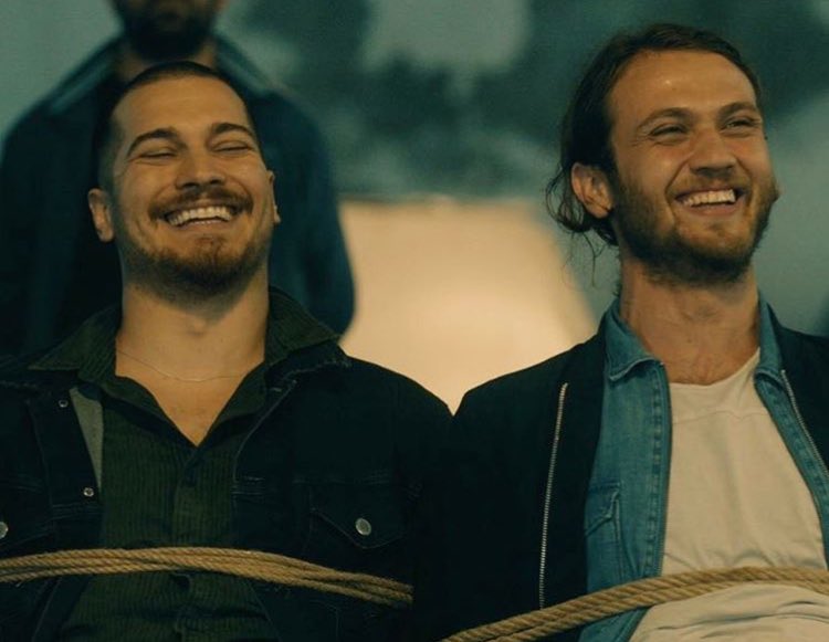 TvDunyasii's tweet photo. Son gülen iyi güler..#Kardeşlerİçerde #İçerde https://t.co/hALLAhVerZ