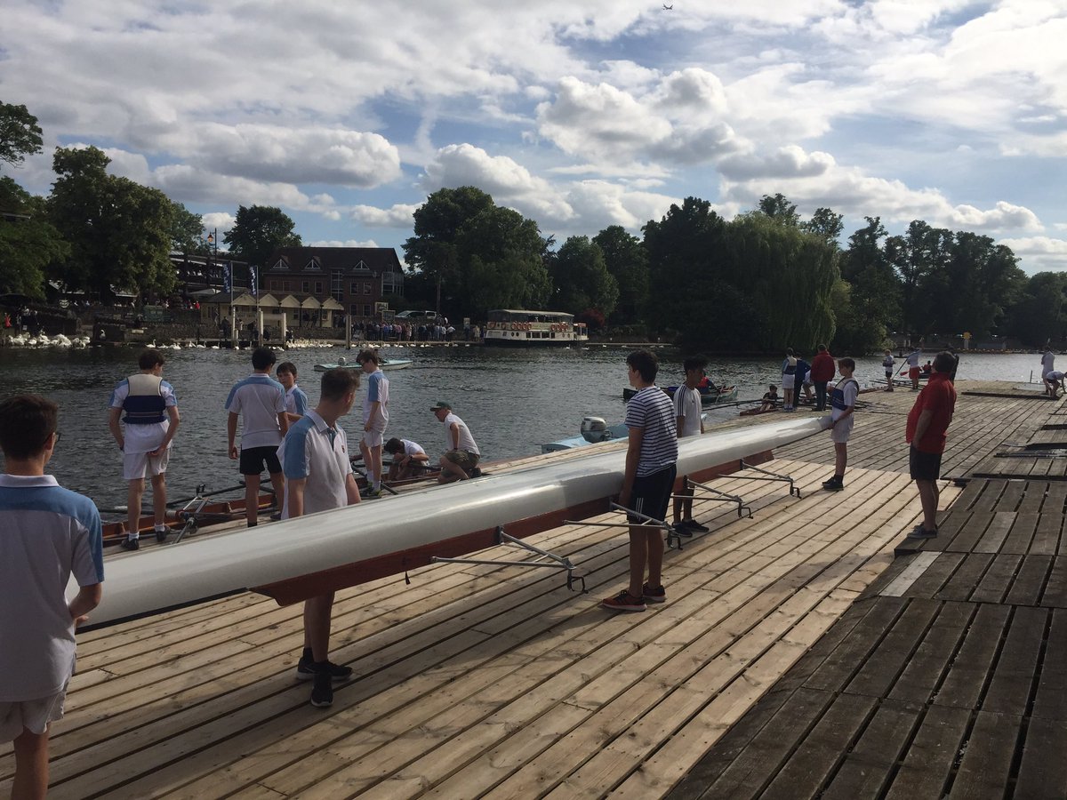 EtonRowing's tweet photo. This evening is the first time the the 21 F Quads take to the water. #FBlock #InternalRowing https://t.co/VdrZVkrjPa