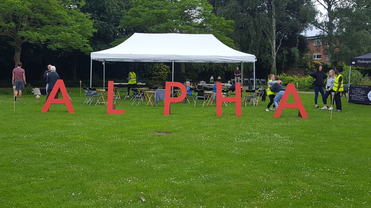 Christ_Church__'s tweet photo. Come along to Alpha in Mill Gardens starting NOW - the Hog ROAST is waiting for you. Have any questions please come and ask them? https://t.co/64S6cFZZiz