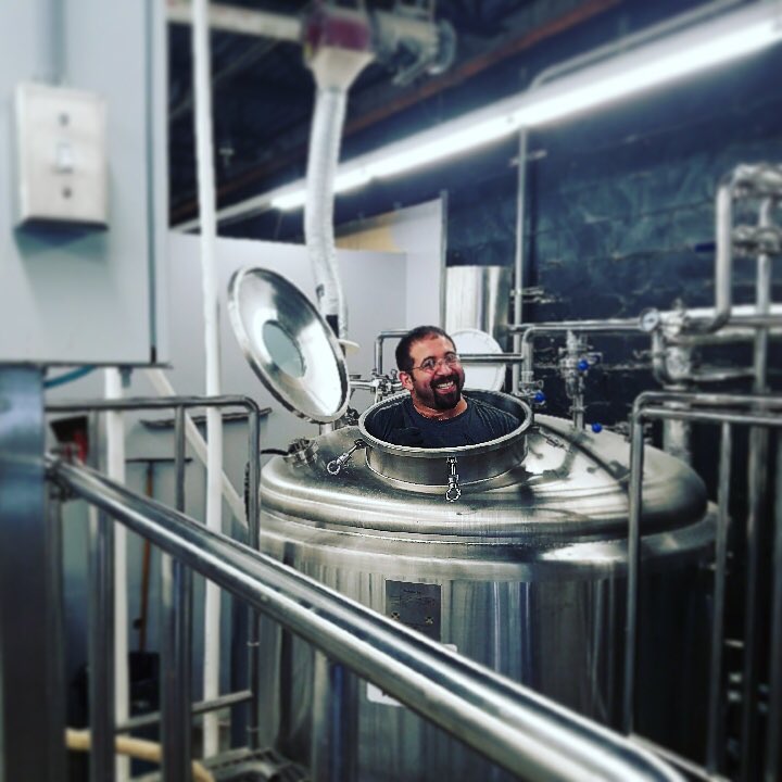 OysterBayBrewin's tweet photo. Monday got us like..
Visit the tasting room to cure your Monday blues, 1-10pm #oysterbaybrewingco #brewerslife #cleaningday #cleanvessels https://t.co/jLhBpZBFHR