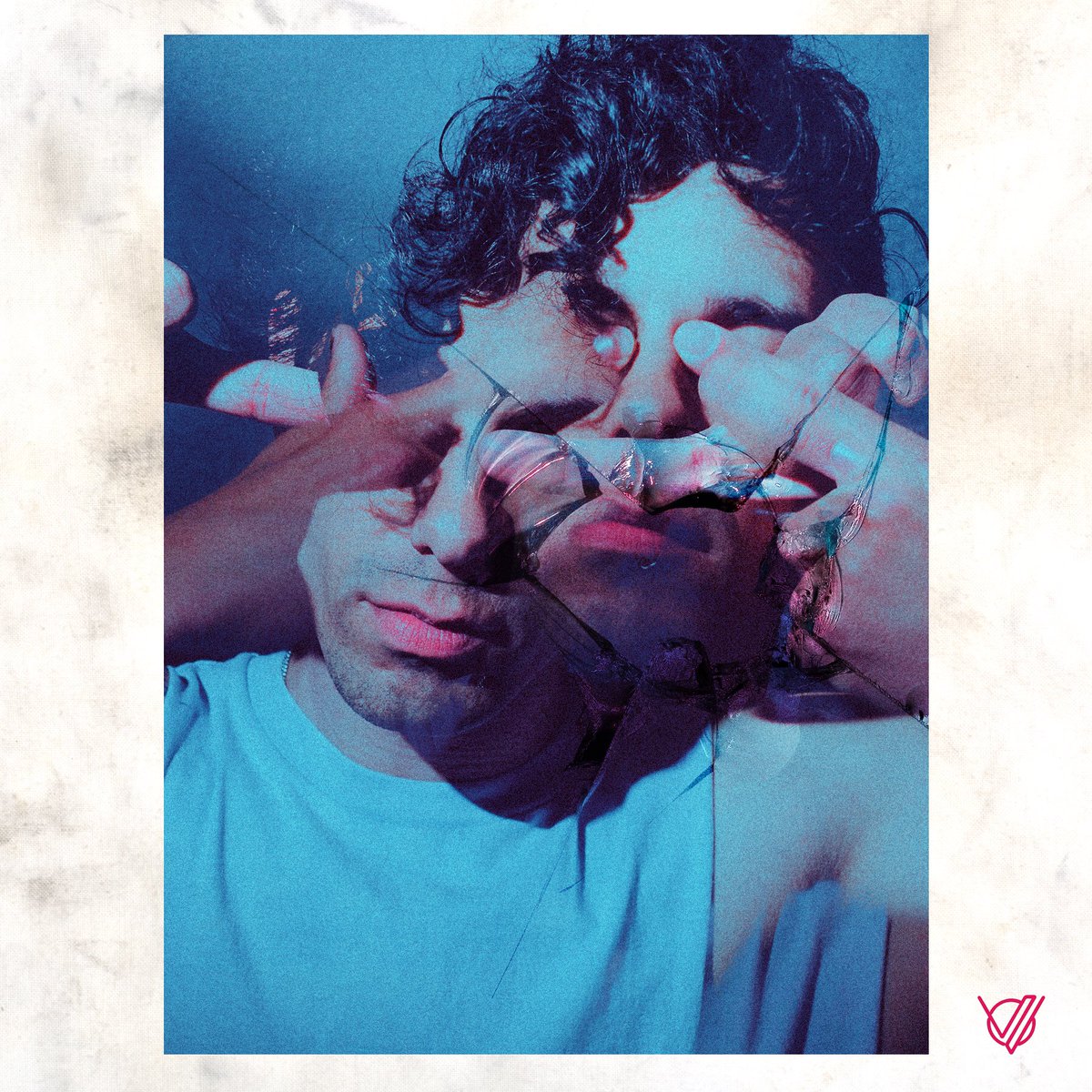 vesperteen's tweet photo. My new song "INSANE" will be out on June 23. It's really really good. https://t.co/3XLPAafCGT