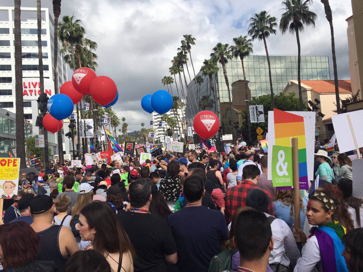 Top Gay Newz tweet media