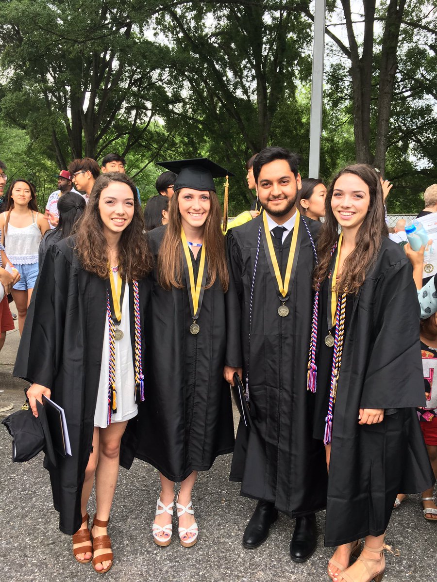 prov_yearbook's tweet photo. Congrats to our yearbook seniors (plus Alan!!)🎓🎉 We will miss you all next year! https://t.co/2V8N1plZJ6