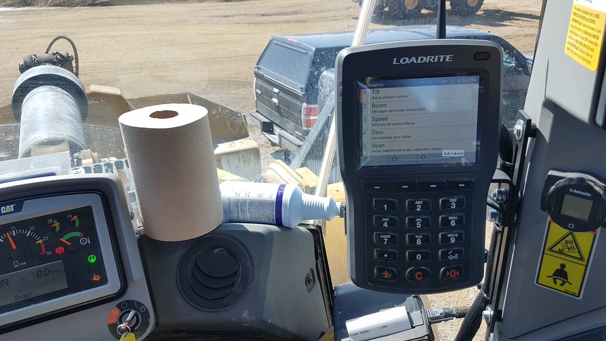 _curtisreimer's tweet photo. @loadritescales here's #2 of the L3180's installed onto a Cat 972M in my own hometown of Edmonton #yeg #IHQ  😀 https://t.co/0Ub0N3411n