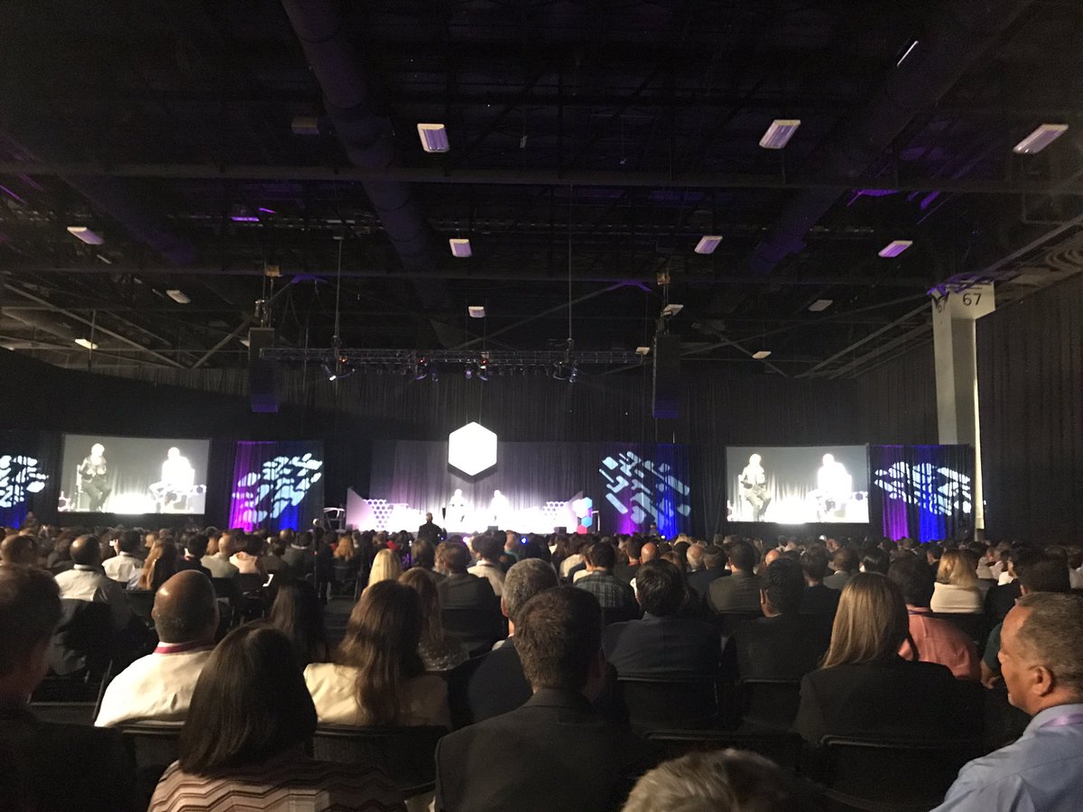 FAUEntrepreneur's tweet photo. "I stopped chasing paper and started creating." @pitbull @eMergeAmericas @SuzeOrmanShow https://t.co/74oTGV1R4G