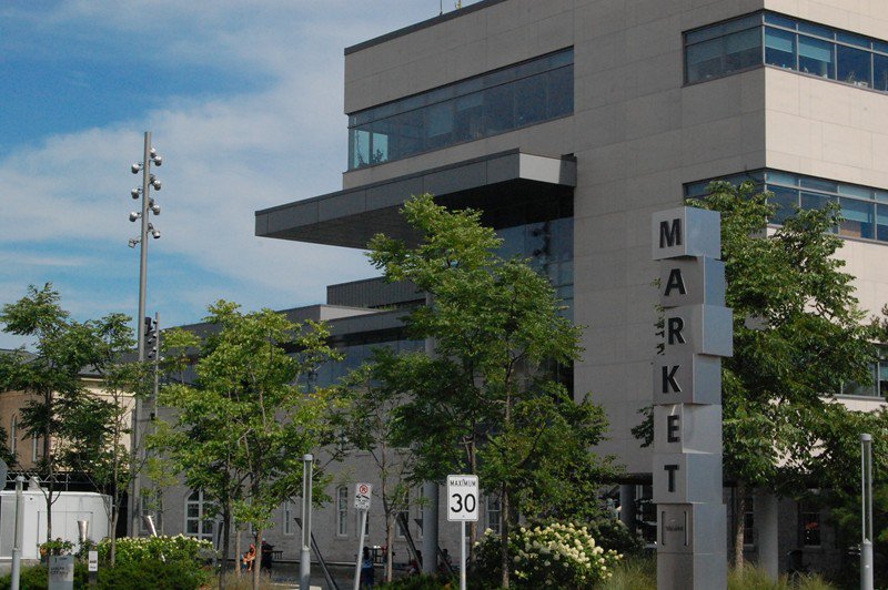 #Guelph Council begins in about 8 minutes. Follow the developments live here. https://t.co/Dq7dHTKkCP