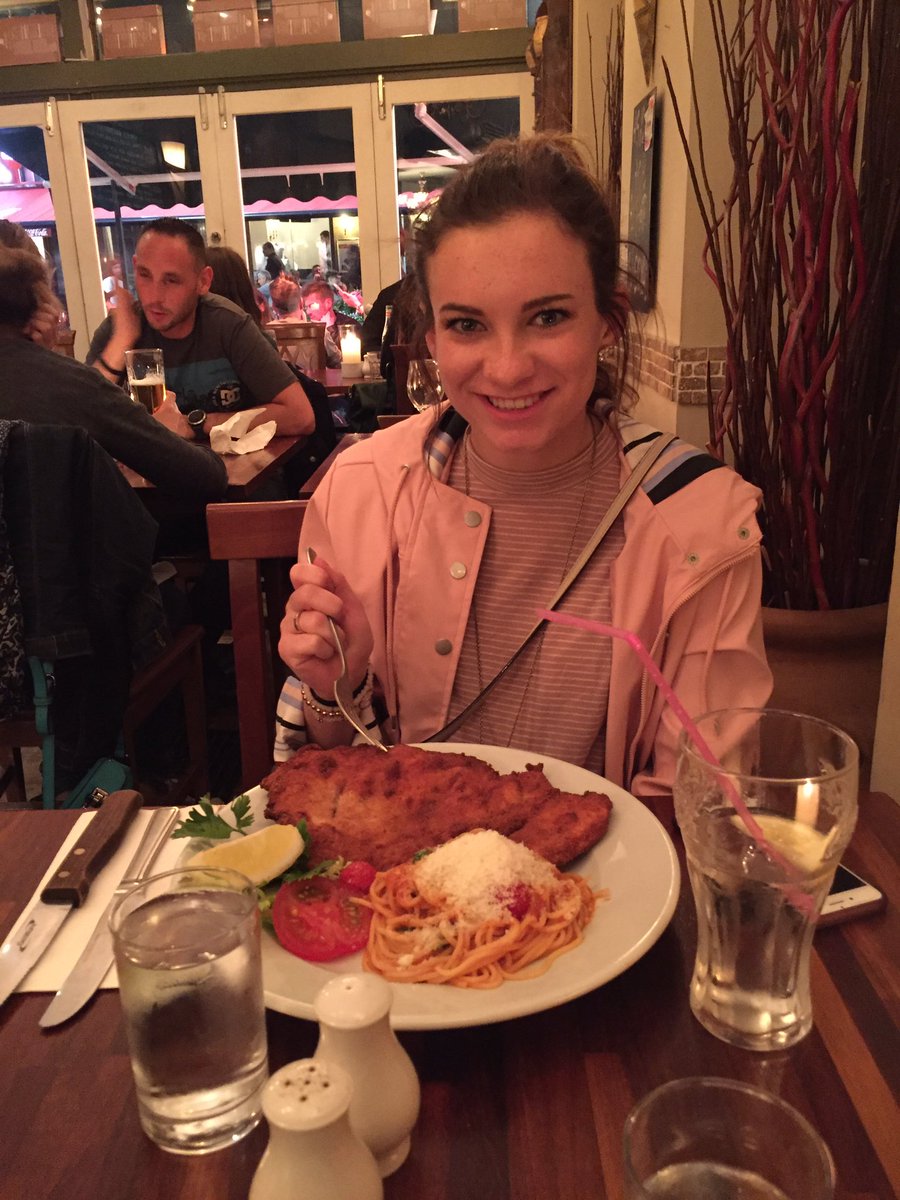 NatalieMickley's tweet photo. Tonight I realized y I can't get a date https://t.co/3E81JosZH8