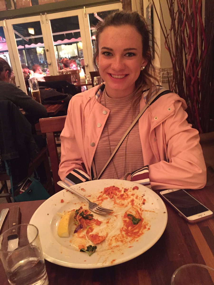 NatalieMickley's tweet photo. Tonight I realized y I can't get a date https://t.co/3E81JosZH8