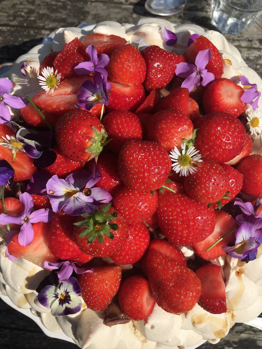 Take a peek at some of the images from our first retreat which are now on our website: themindfulkitchenretreat.com