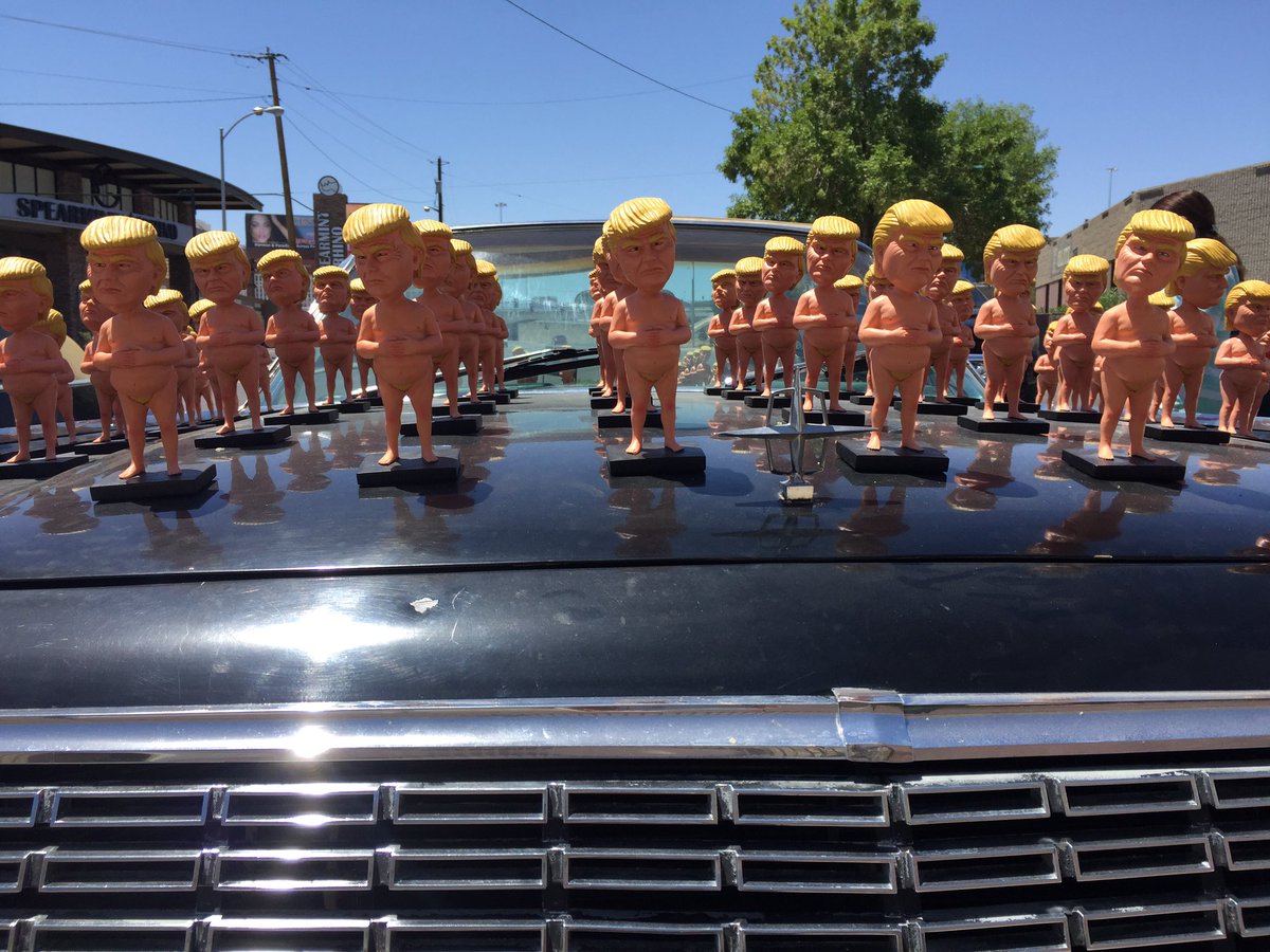 ARossStudio's tweet photo. Little orange snowflakes @realDonaldTrump https://t.co/XamtYe3HCW