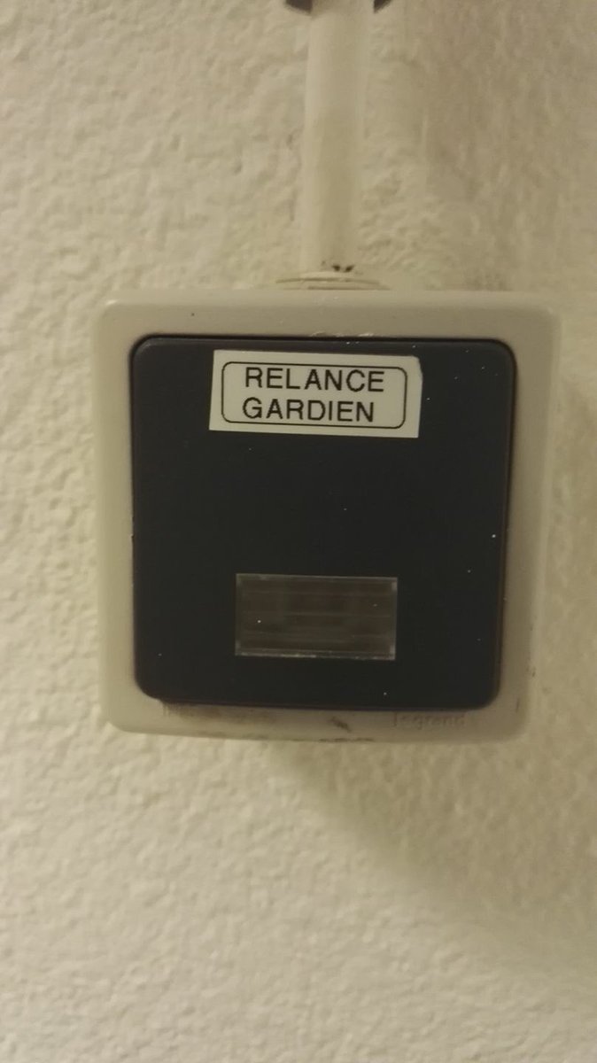 Je viens de trouver le bouton pour aider #Lloris #SUEFRA # cc <a href="/philousports/">Philou</a>