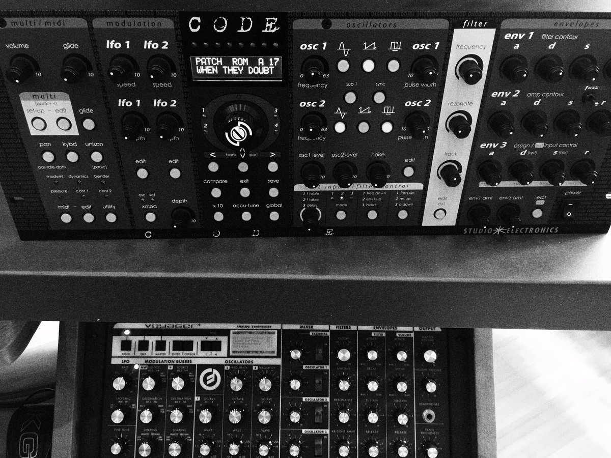 davedelbridge's tweet image. Soldering cables n racking up this new #studioelectronics CODE 8 #synthesizer