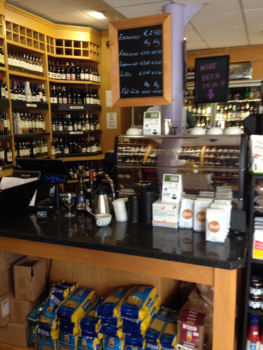 SweeneysD3's tweet photo. Smilie happy coffee training with @sweeno67 @upside_coffee #coffee #wine #Dublin3 #sweeneysD3 #lilacwine #winelover #craftbeer https://t.co/EgcDfbqTwI