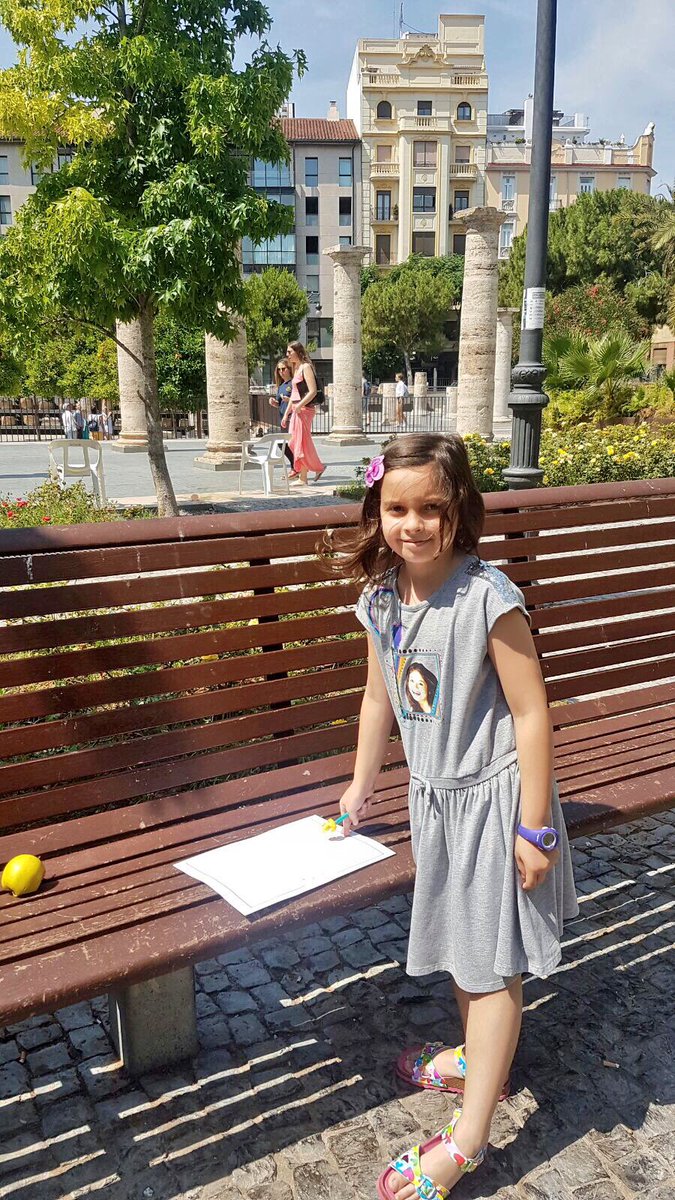 Falla_Segrelles's tweet image. Nuestra FMI Elisabeth participó en el CONCURSO DE DIBUJO de @JCF_Valencia .

#ConcursoDibujoJCF #Fallas2018