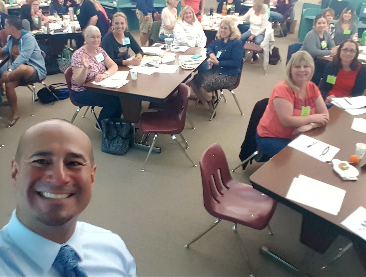 CecilioDimas's tweet photo. Working with #CaMSP teachers in Chico on #trumath & #formativeassessment. #svmimac https://t.co/ebQWq5hh5X