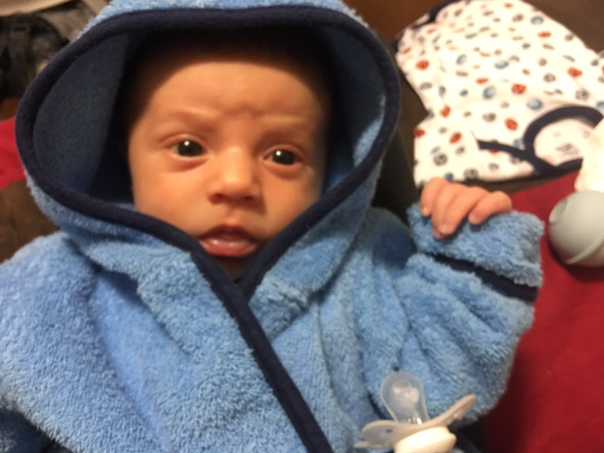 _Cede02's tweet image. Awe look at my hunny..😍😢💙