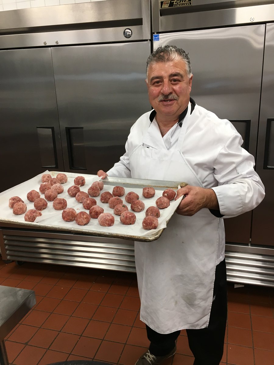 prohobar's tweet image. We've got balls! Dom and our staff have been working hard to perfect each meatball recipe. See our menu online ow.ly/hwRu30cwYHu #yyc