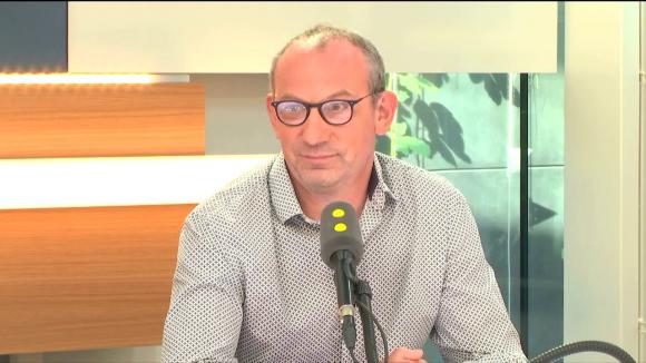 franceinfo tweet media