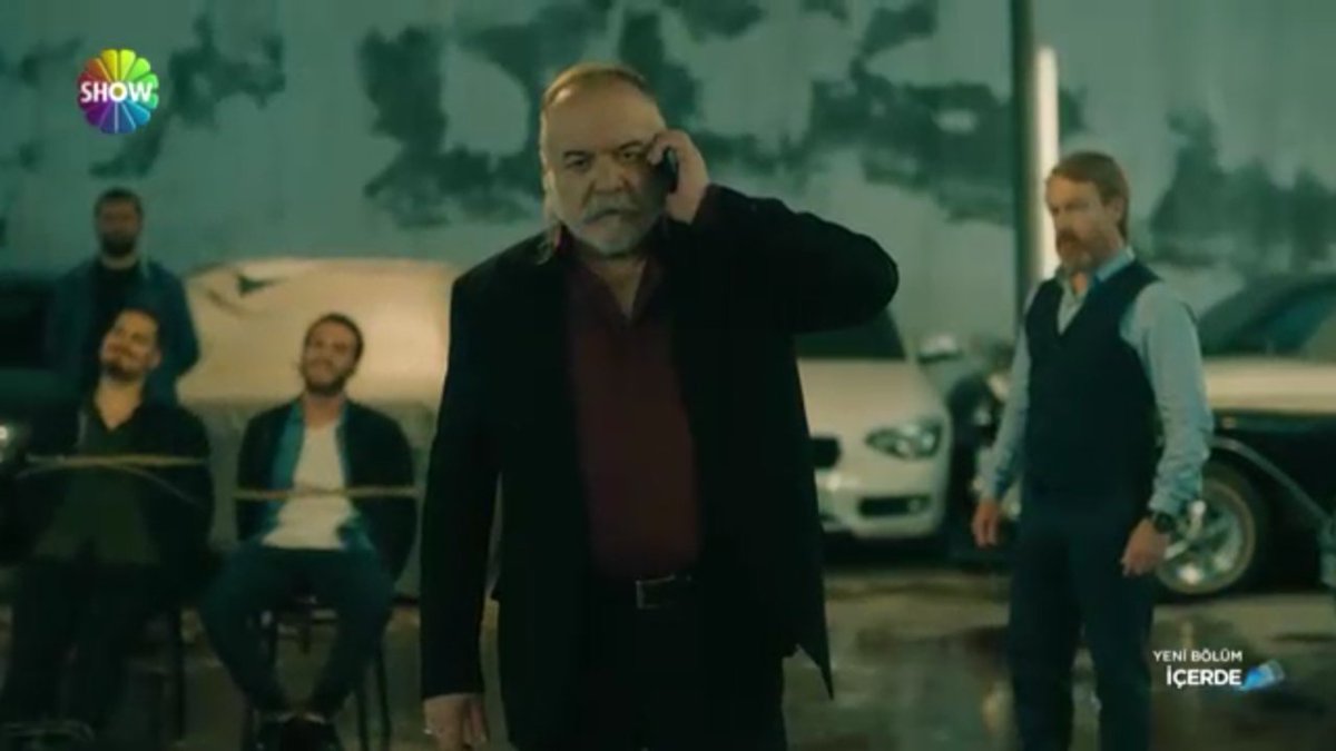 DiziciBagyan's tweet photo. Başım döndü amk bu ne. 

Neyse Yılmaz Brothers hala önde 😂 #içerde #Kardeşlerİçerde https://t.co/mr6zGIYa8C