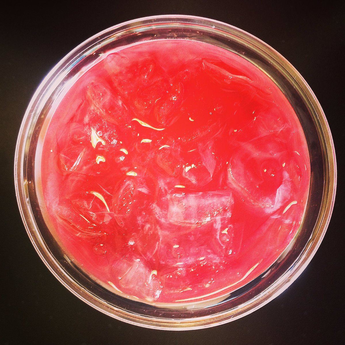 thewisebean's tweet photo. Refreshing iced cranberry apple tea.. perfect for this hot Monday! #vegan #coffeeshop #wisebean #bethlehempa #lehighvalley https://t.co/ICAYjZfeYH