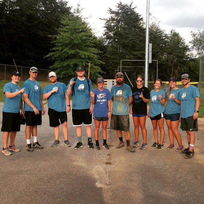 AustinHolman's tweet image. Good luck to the J&amp;amp;L softball team as they start the 2017 campaign tonight. Sorry I won't be in attendance. #Back2Back #NewFaces #SameGoal