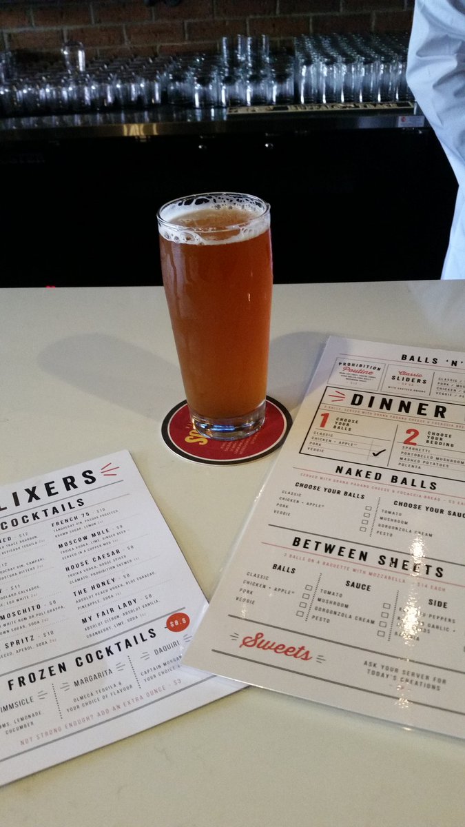 MarcusBrais's tweet image. @prohobar is now open in #kensington and serving some amazing meatballs and ice cold @ToolShedBeer! So honored to be poured here! Go visit!