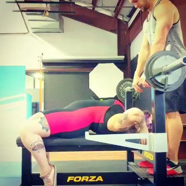 ForzaStrength's tweet photo. #Repost from @themiasandrist -  A few things. 
A) look at this fucking dork in a singlet. Who the fuck does she th… https://t.co/p2qkKXX5r2 https://t.co/hTAv860l3e