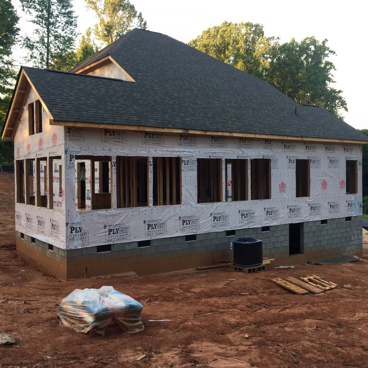 GreenArch_'s tweet photo. "Moisture Barrier Photo 3" of Miloiu house project. #MiloiuHouseWoodruffSC https://t.co/2ag3oPImKH