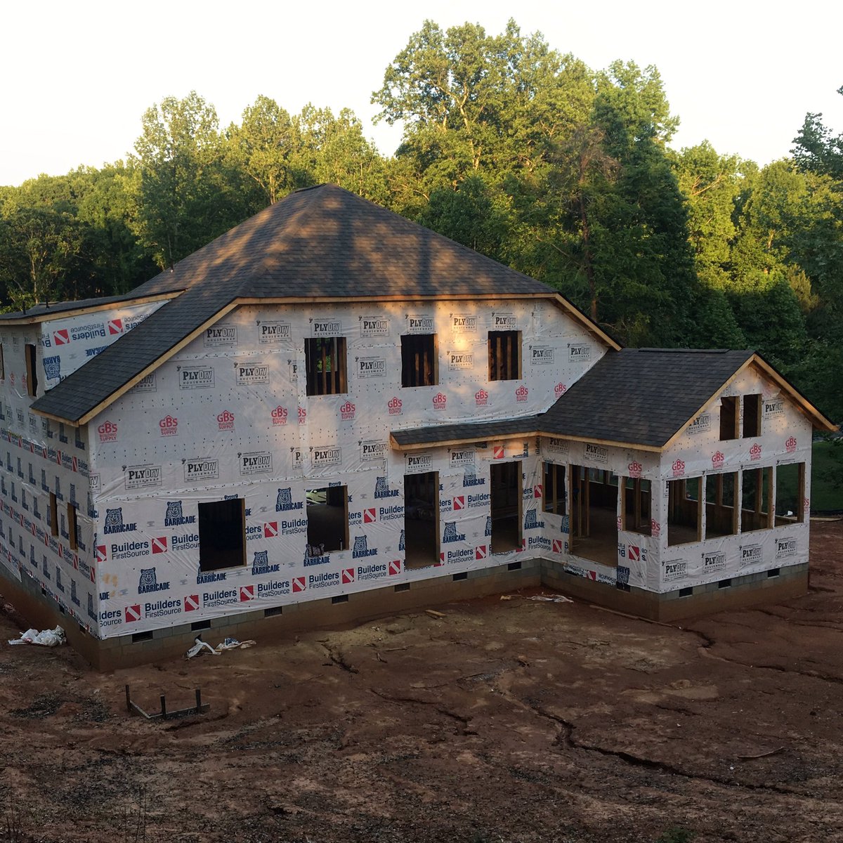 GreenArch_'s tweet photo. "Moisture Barrier Photo 4" of Miloiu house project. #MiloiuHouseWoodruffSC https://t.co/bGxAPLEbYG