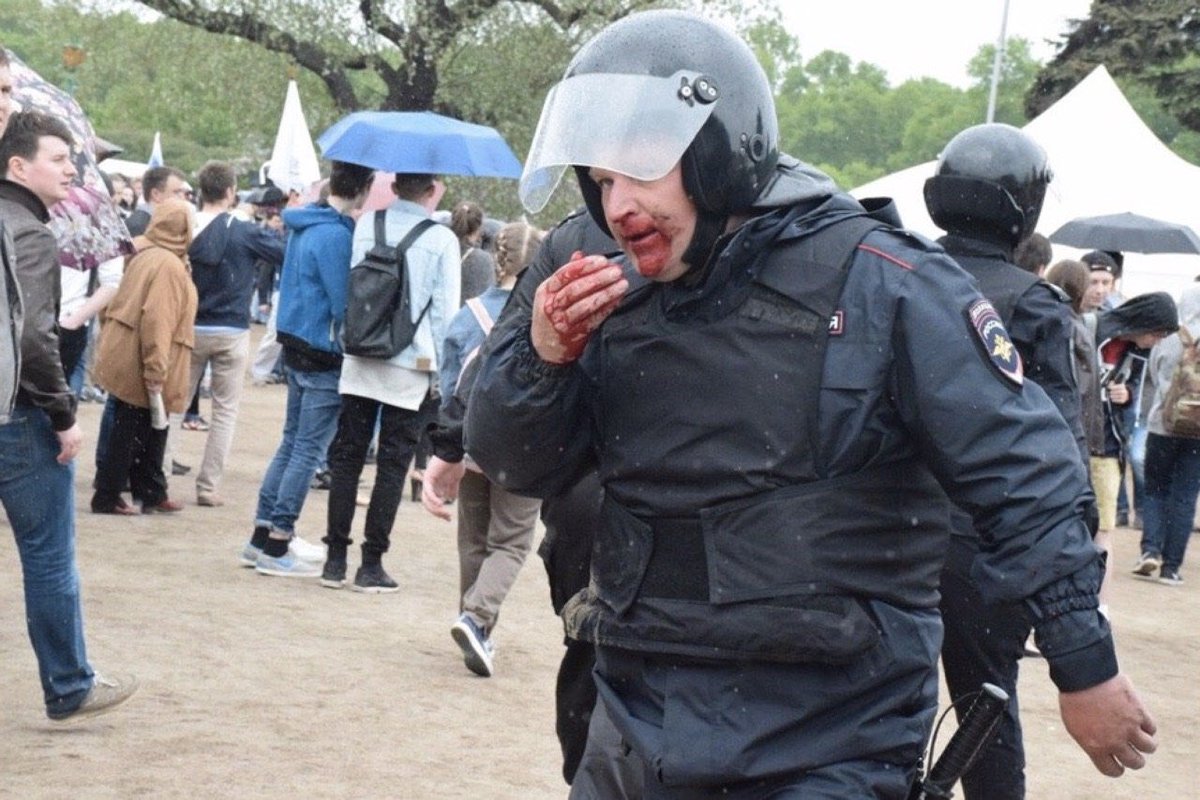 Нападение на омон. Росгвардия на митинге.