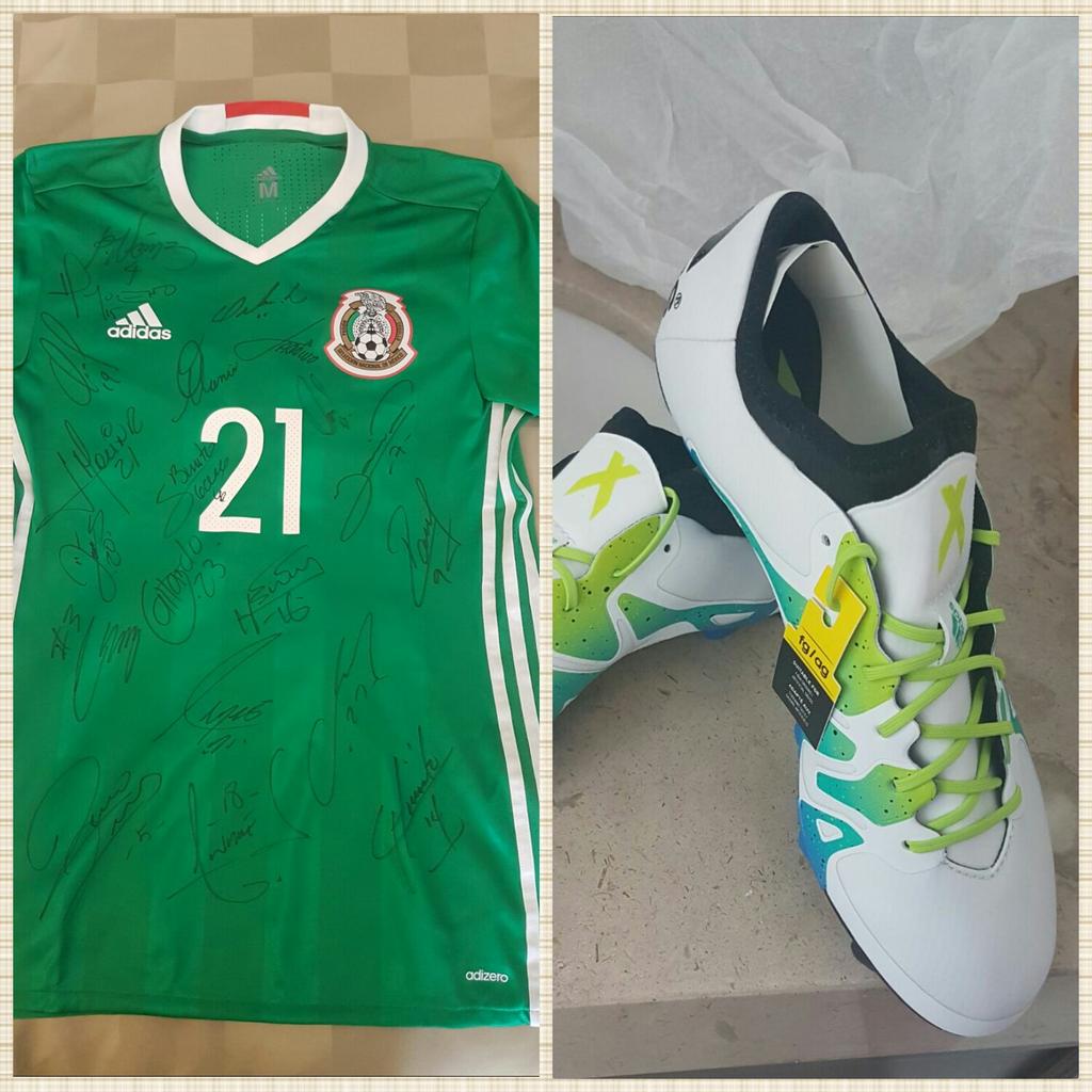 j_molina5's tweet photo. Muchas gracias @SergioEsparza x tu aportación de $30,000 en la subasta a beneficio de @chequeorozcop hoy te envío la playera y tachones. Dtb https://t.co/jUHTA9qSyo
