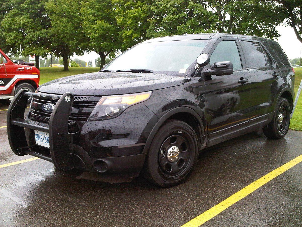 Man jumps into St. Lawrence River to avoid police bit.ly/2s3UKPx #Morrisburg #SouthDundas https://t.co/DRDbLuQsED