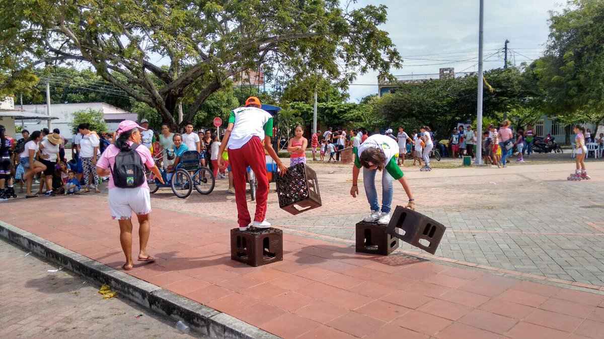gobertolima's tweet photo. Fue todo un éxito el festival deportivo y cultural del #Espinal que realizamos a través de los monitores de @IndeportesTol https://t.co/Ut0vCR9lW3