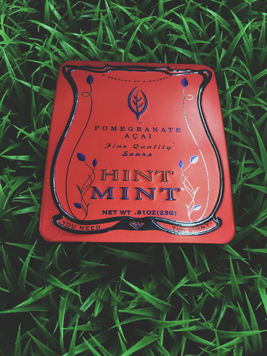 HintMint's tweet photo. Love #Pomegranate but hate the seeds? Give our Pomegranate Acai Classic #hintmint a taste. A mo-MINT you won't regret! https://t.co/iyWX0qNC4H
