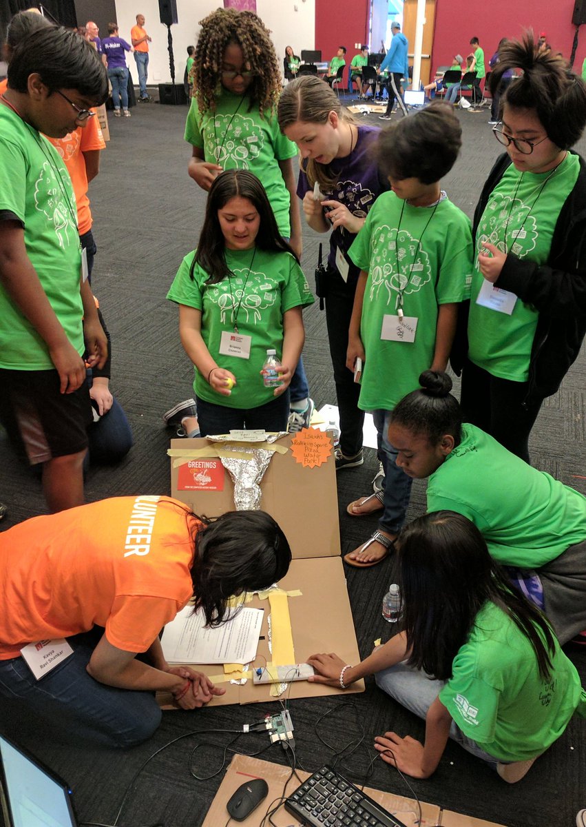 KatieMcGregor's tweet image. The @ComputerHistory #Design_Code_Build program wrapped up w. great demos &amp;amp; examples of the #engineering #design #process ! #iterate #STEAM