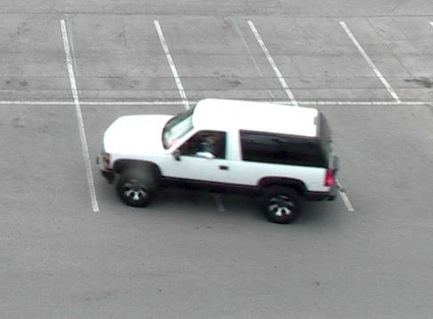MTSUPolice's tweet photo. Vehicle pictured is suspected in a hit and run. Any info pls call Det. Rednour 615-494-8872 or Crime Stoppers 615-893-7867. #DontHit&Run https://t.co/i7jPSPeuts