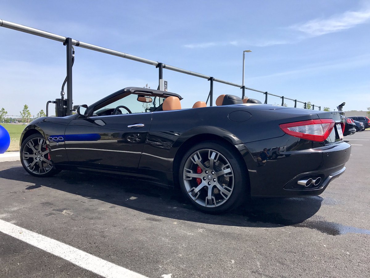 BlueSkyCarWash's tweet photo. No rails no problem! With the only all belt conveyor in Columbus our newest monthly member can wash without worry of damage to his rims! https://t.co/Ui7EOgbC0I