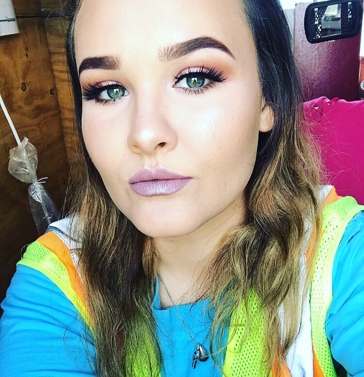 emilymay07's tweet photo. @Jaclynhill  inspired 💜 #idol https://t.co/spNXmQTdv6