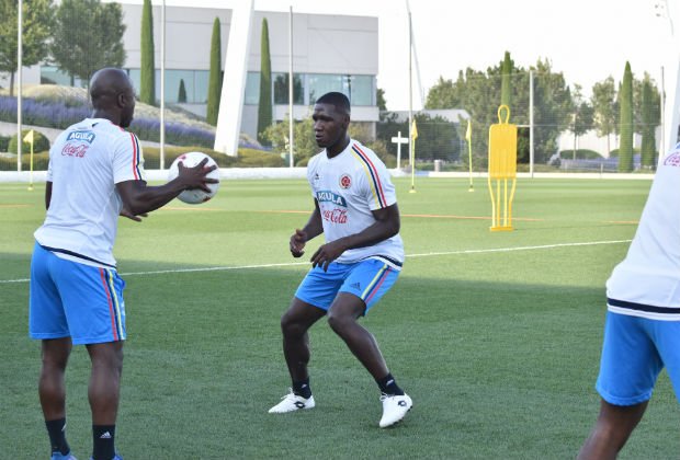 WinSportsTV's tweet photo. Selección Colombia | Mira aquí las mejores imágenes del entrenamiento 'Tricolor'
https://t.co/1yZQMt7s6q https://t.co/2Hvk0PQWKd