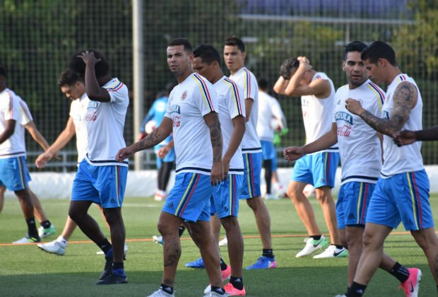 WinSportsTV's tweet photo. Selección Colombia | Mira aquí las mejores imágenes del entrenamiento 'Tricolor'
https://t.co/1yZQMt7s6q https://t.co/2Hvk0PQWKd