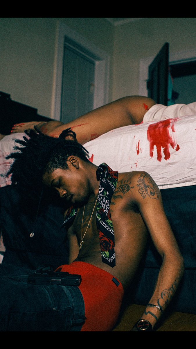 NewAra_'s tweet photo. All My Hoes Are Dead 🔪🖤 https://t.co/AAt1U52NGN