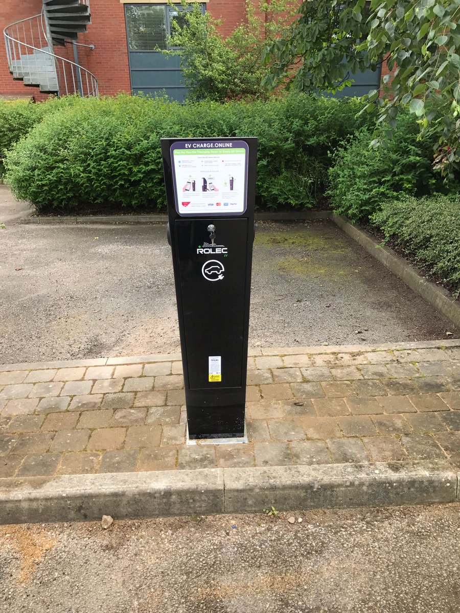 chargedev's tweet photo. Another @RolecEV ChargeOnline pedestal installed for our client today under the @OLEVgovuk WCS grant. #DriversChoice #MondayMotivaton https://t.co/b5S6yzR1nq
