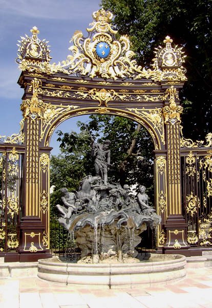 sophieChabanas's tweet photo. Quelle superbe place Stanislas à #Nancy inaugurée en 1755 ! #18ème #architecture #classicisme #baroque #MagnifiqueFrance https://t.co/HXPqqE7pZw