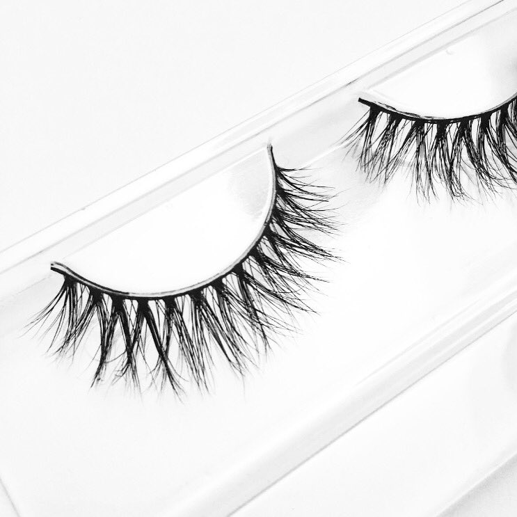 TheStyleHouse_ tweet picture