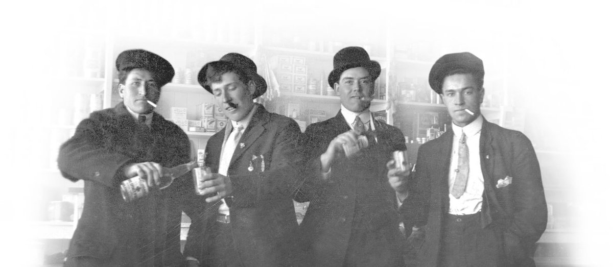 prohobar's tweet image. For all that ales you, from local craft beer &amp;amp; interesting wines to creative grappa &amp;amp; cocktails, we've got it! ow.ly/62yD30cwZE8 #yyc