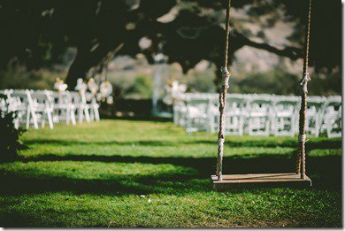 semisweettooth1's tweet photo. Not sure what to wear to that wedding? Now you're all set! https://t.co/wREy3MCyPO #weddingplanning #outdoorwedding #coloradowedding https://t.co/IlXoaTApfM