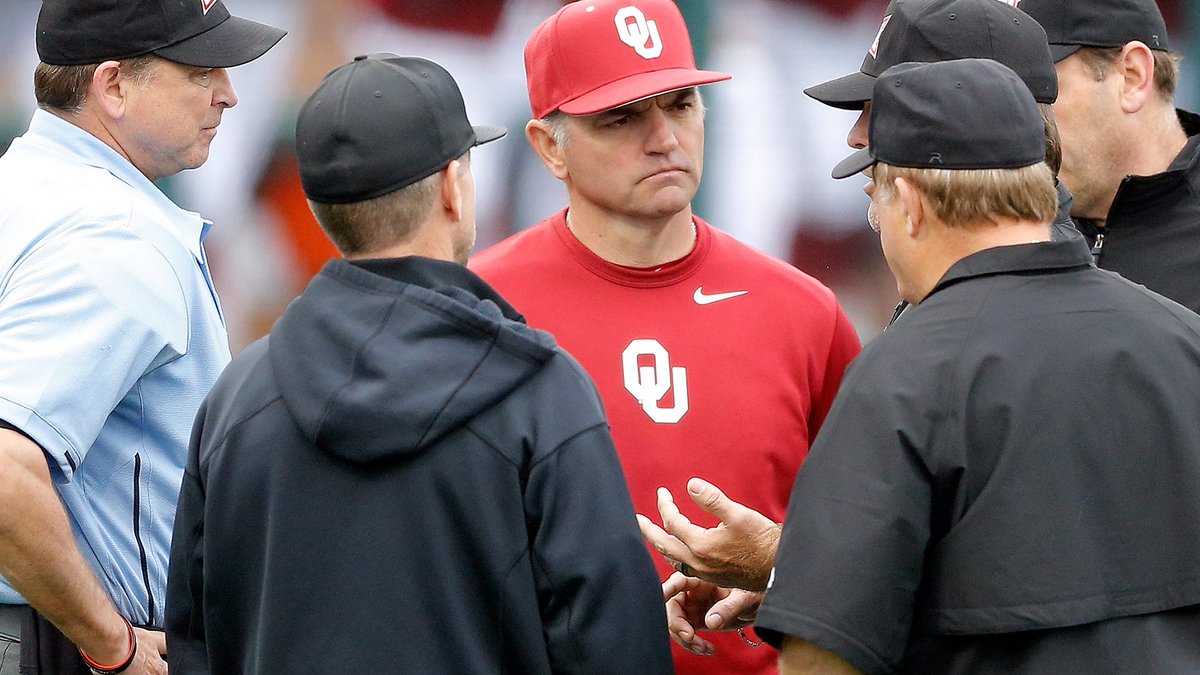 OU_Baseball's tweet photo. OFFICIAL: OU Baseball Coach Pete Hughes Resigns.
Statementโก๏ธhttps://t.co/PCZs80Bwzc https://t.co/Civzl87hCf