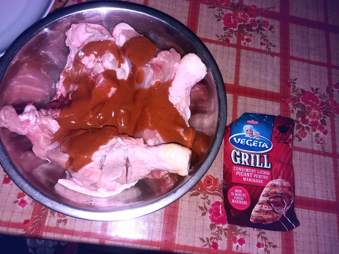danibitoleanu's tweet photo. #buzzvegeta
Azi a sosit ziua cand am testat Grill condiment lichid PICANT pentru marinare de la Vegeta. https://t.co/N7ZPOSJdo2