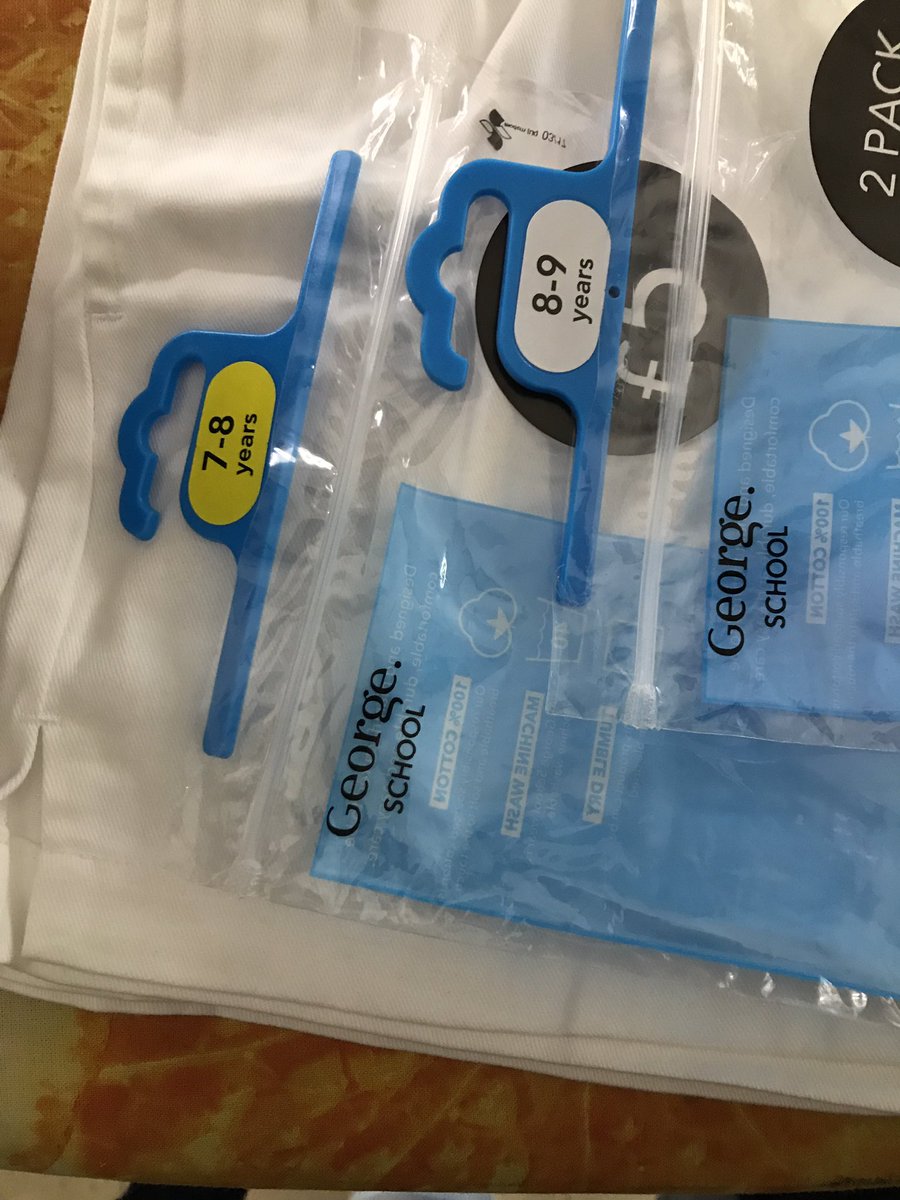 Cheaparsepikey's tweet photo. @asda so size 7-8 and 8-9 supposed to be a 7cm difference in size !!! But they are the same !!! Help me out !!! https://t.co/mxMMxo9Ct6