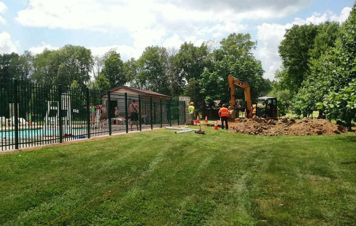 DigItExcavating's tweet photo. Digging up and replacing a section of pool house drain line. #digginit #poolrepair #drainline #cat308e2 #trenching #pool https://t.co/7JmueTaRxE
